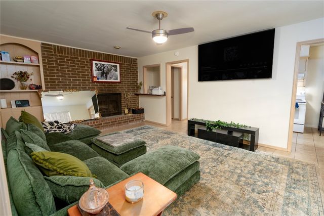 6429 N Peniel Avenue, Oklahoma City, OK 73132