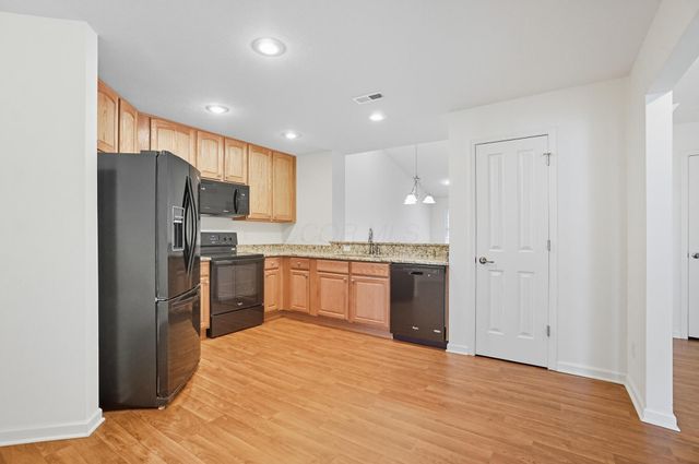 5468 Nottinghamshire Lane, Westerville, OH 43081