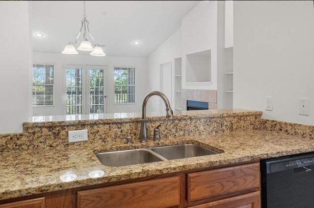 5468 Nottinghamshire Lane, Westerville, OH 43081