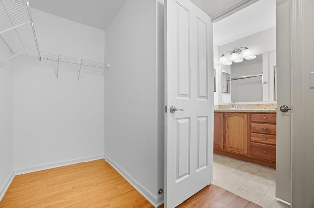 5468 Nottinghamshire Lane, Westerville, OH 43081