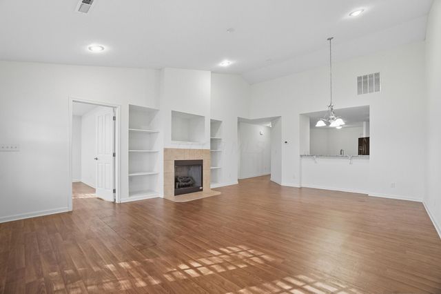 5468 Nottinghamshire Lane, Westerville, OH 43081