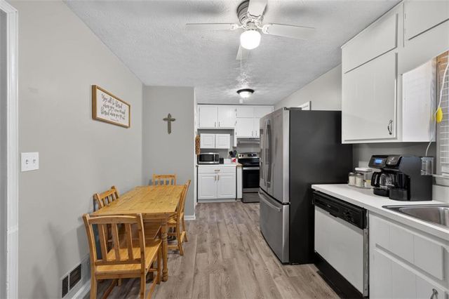 869 Rock Oak Lane, Lawrenceville, GA 30046