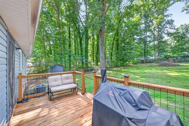 869 Rock Oak Lane, Lawrenceville, GA 30046