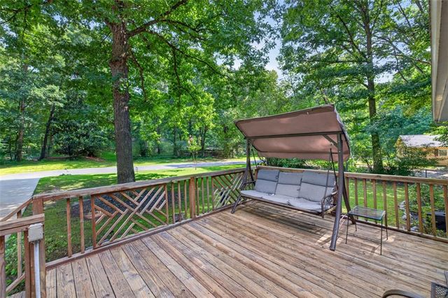 869 Rock Oak Lane, Lawrenceville, GA 30046