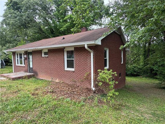 1445 Harrison Avenue, Winston-salem, NC 27105