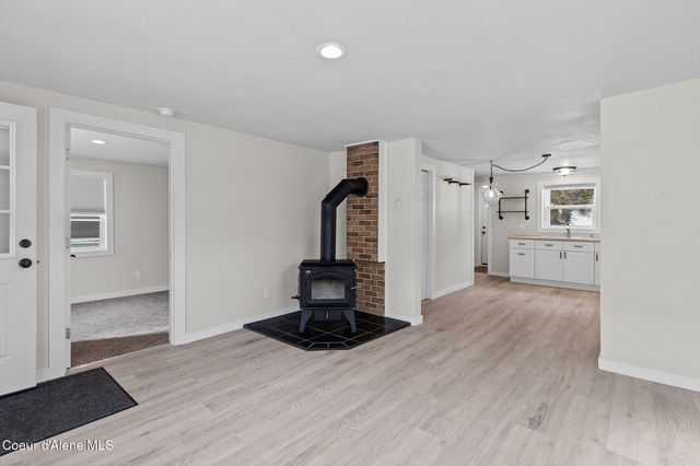 21 Main Ave, Wallace, ID 83873