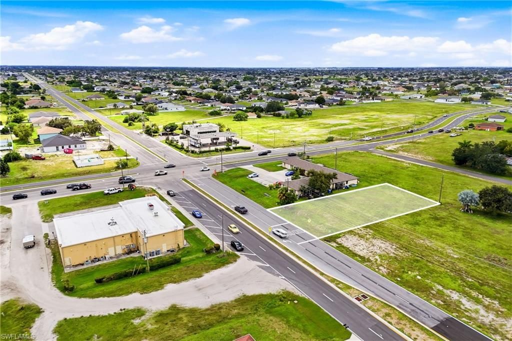 1612 Andalusia BLVD, CAPE CORAL, FL 33909 — photo 2