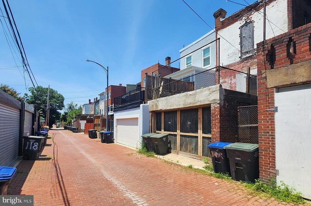 121 R ST NE, Washington, DC 20002