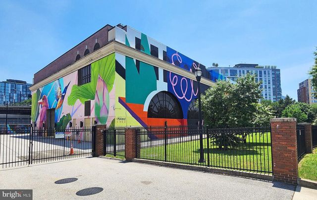 121 R ST NE, Washington, DC 20002