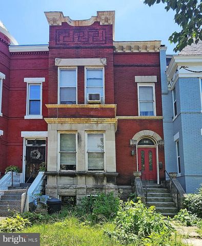 121 R ST NE, Washington, DC 20002
