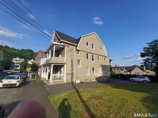 23 Plaza Avenue, Waterbury, CT 06710