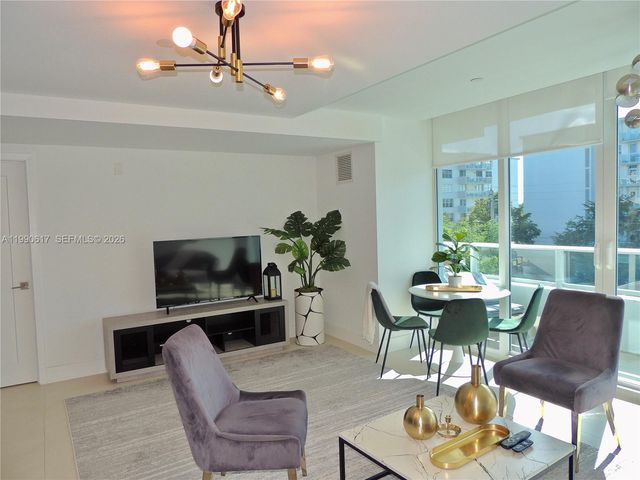 1170 101st St 402, Bay Harbor Islands, FL 33154