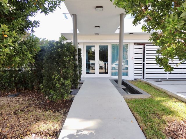 1170 101st St 402, Bay Harbor Islands, FL 33154