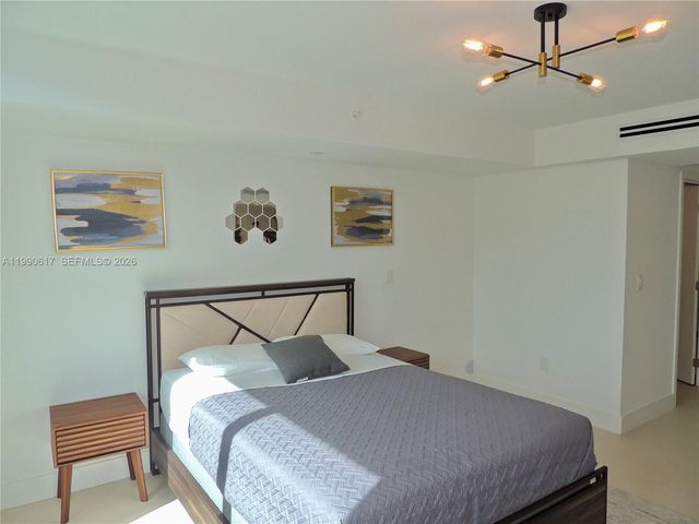 1170 101st St 402, Bay Harbor Islands, FL 33154