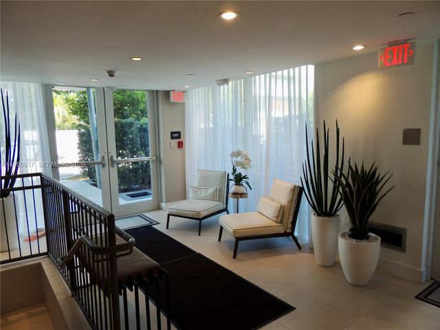 1170 101st St 402, Bay Harbor Islands, FL 33154