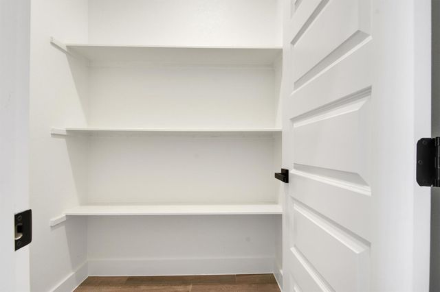 151 Kawainui LN, Bastrop, TX 78602