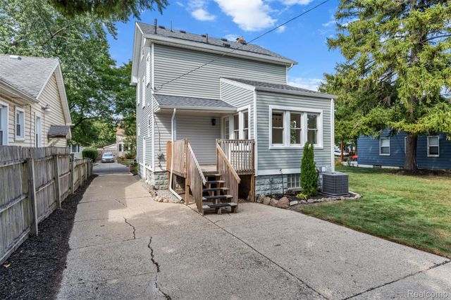 634 Channing Street, Ferndale, MI 48220