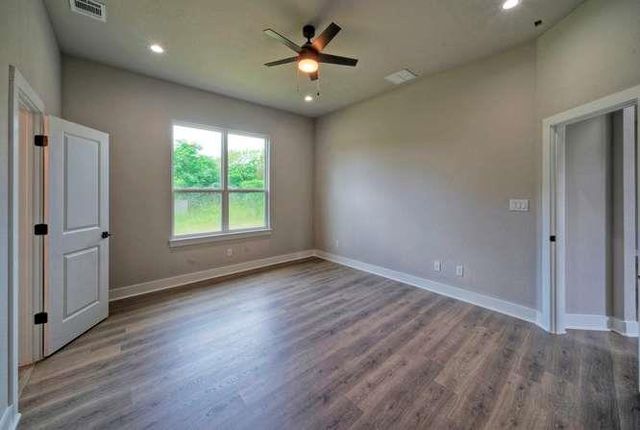 139 Waimanalo DR, Bastrop, TX 78602