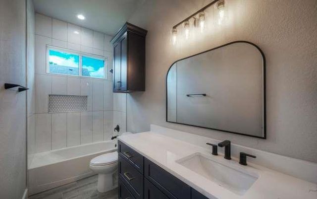 139 Waimanalo DR, Bastrop, TX 78602