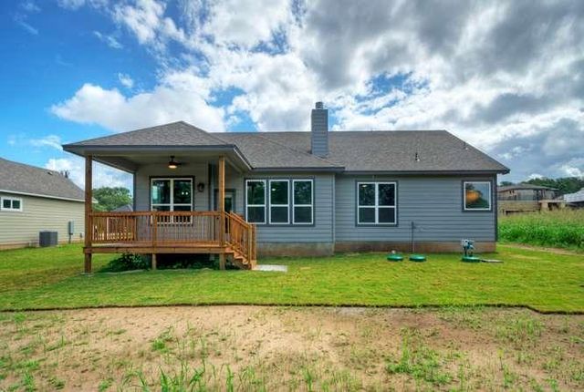 139 Waimanalo DR, Bastrop, TX 78602