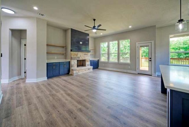 139 Waimanalo DR, Bastrop, TX 78602