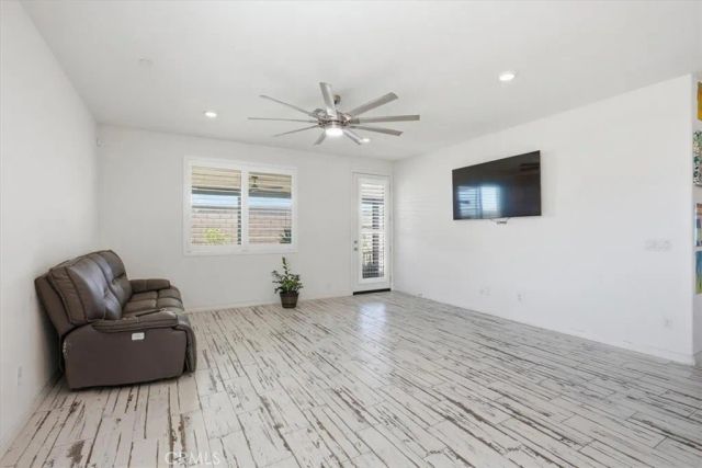 32350 Iron Trail, Winchester, CA 92596