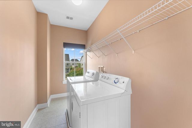 41636 MATTINGLY DR, Aldie, VA 20105
