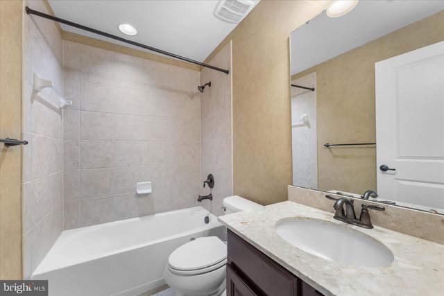 41636 MATTINGLY DR, Aldie, VA 20105