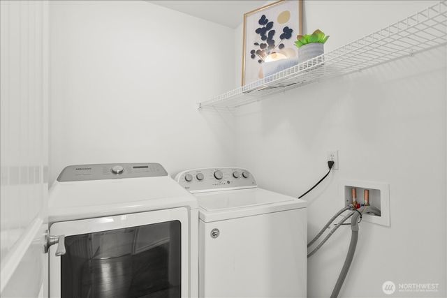1828 NE Serpentine Place, Shoreline, WA 98155