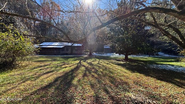 211 Cates Rd, Rockwood, TN 37854