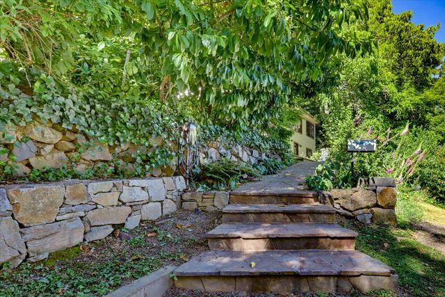 315 Jordan St, Nevada City, CA 95959