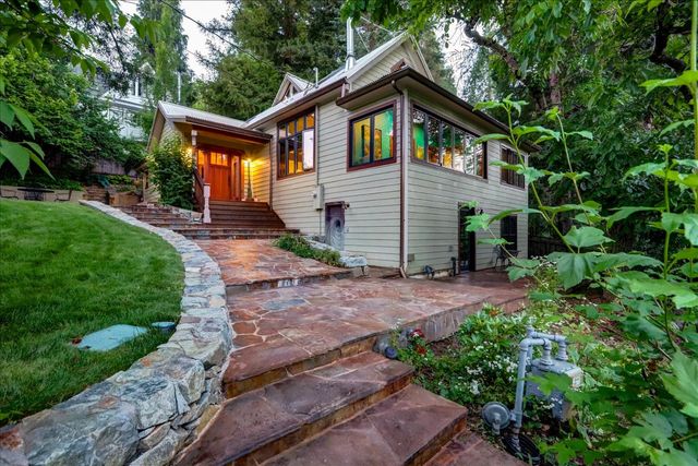 315 Jordan St, Nevada City, CA 95959