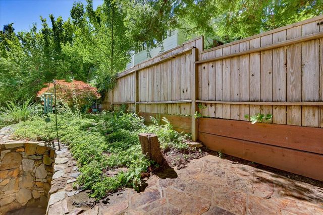 315 Jordan St, Nevada City, CA 95959