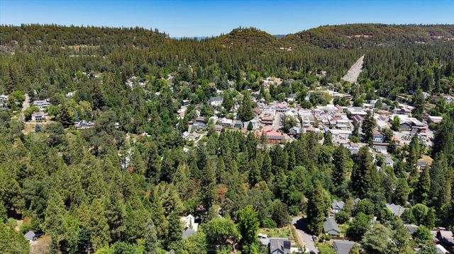 315 Jordan St, Nevada City, CA 95959