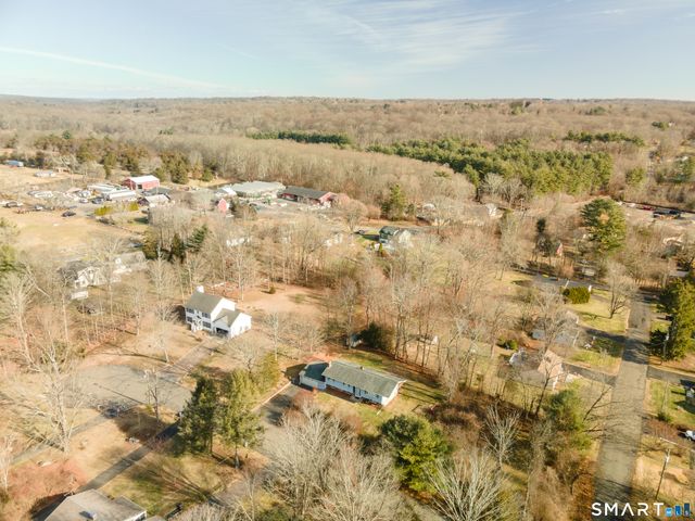 6 Maple Circle, Monroe, CT 06468