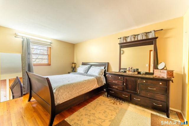 6 Maple Circle, Monroe, CT 06468