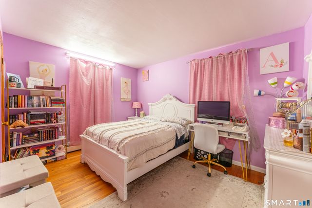 6 Maple Circle, Monroe, CT 06468