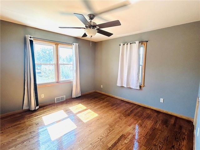 824 Garden Street, St Joseph, MO 64504