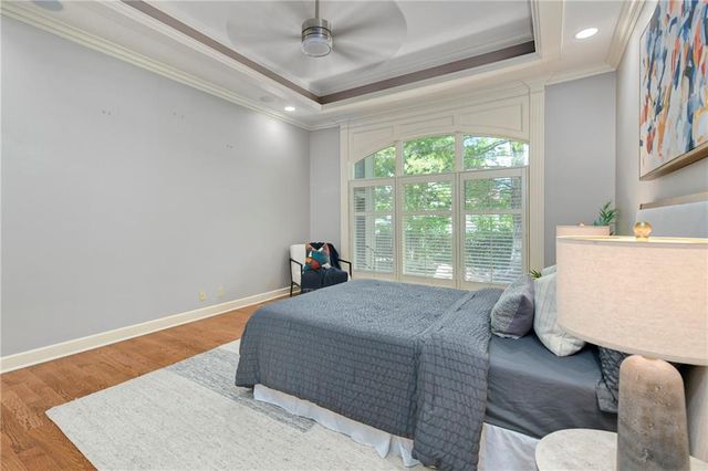 5404 W 124th Terrace, Leawood, KS 66209