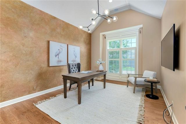 5404 W 124th Terrace, Leawood, KS 66209