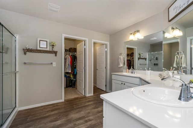 910 E Paske Rd, Colbert, WA 99005