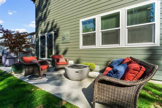 910 E Paske Rd, Colbert, WA 99005