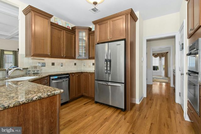 1 HARTMAN CT, Clark, NJ 07066
