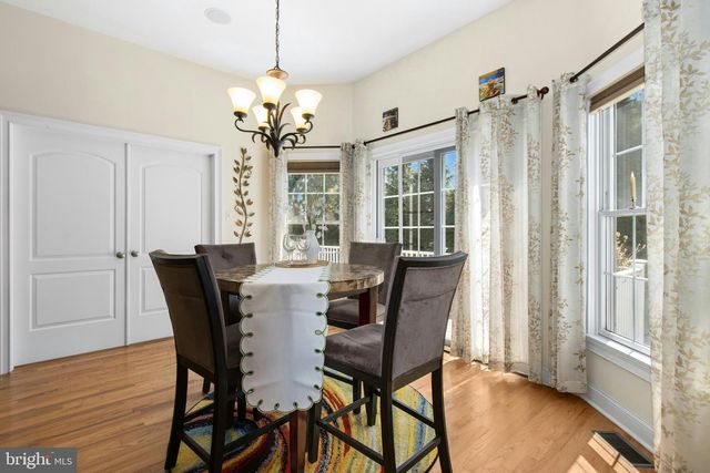 1 HARTMAN CT, Clark, NJ 07066