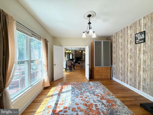 1 HARTMAN CT, Clark, NJ 07066