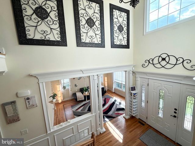 1 HARTMAN CT, Clark, NJ 07066