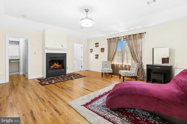 1 HARTMAN CT, Clark, NJ 07066