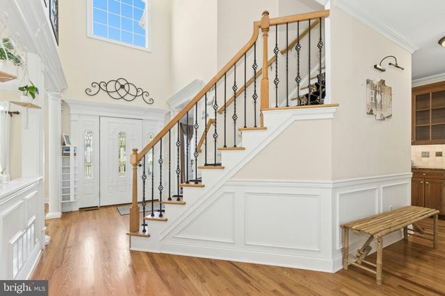 1 HARTMAN CT, Clark, NJ 07066