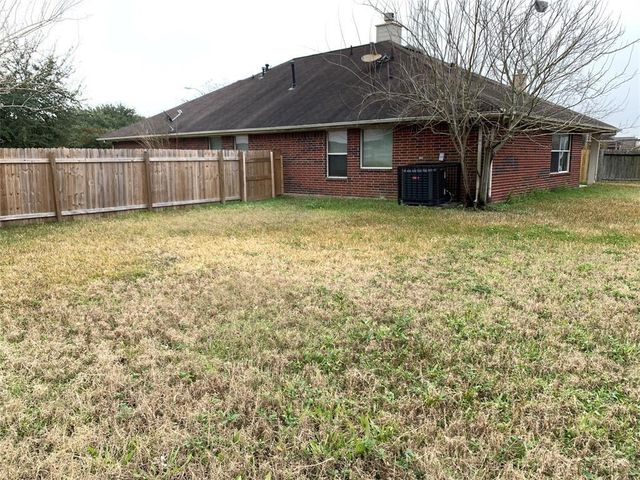 9119 Melody Park Lane, Houston, TX 77044