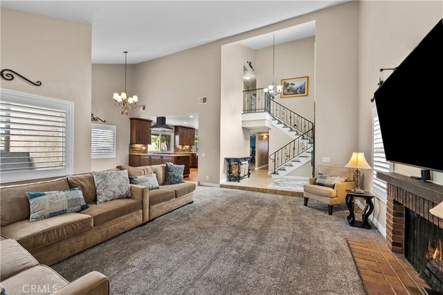 21215 Georgetown Drive, Saugus, CA 91350